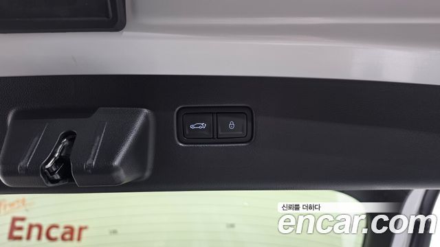 Genesis GV60 Standard 2022 — фото 15