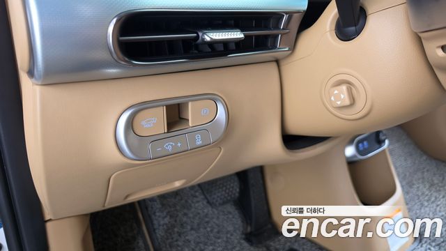 Genesis GV60 Standard 2022 — фото 19