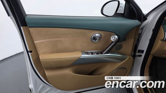 Genesis GV60 Standard 2022 — фото 24
