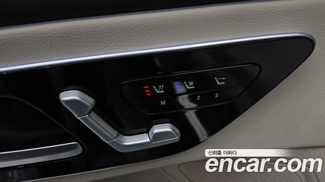 Mercedes-Benz CLE-Class (C236) CLE200 Cabriolet 2024 — фото 12