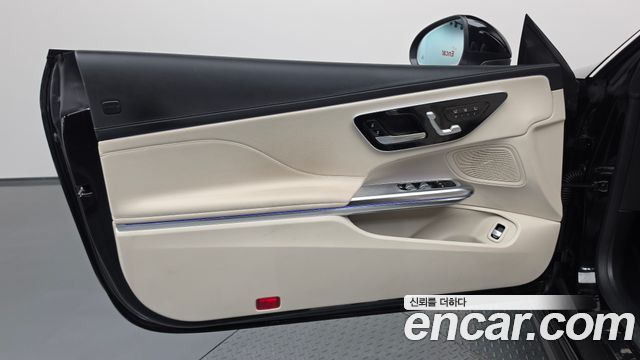 Mercedes-Benz CLE-Class (C236) CLE200 Cabriolet 2024 — фото 25