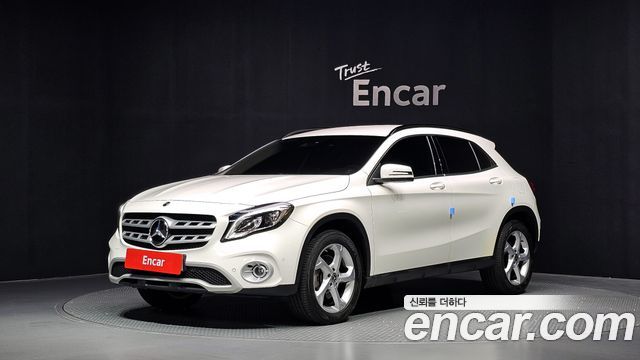 Mercedes-Benz GLA-Class (X156) GLA220