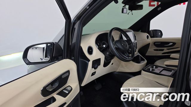 Mercedes-Benz V-Class 2.0 W447 2016 — фото 10