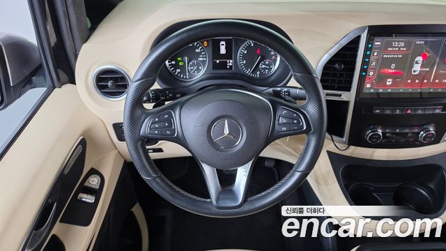Mercedes-Benz V-Class 2.0 W447 2016 — фото 12