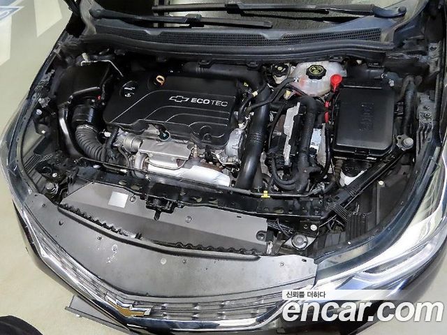 Chevrolet Cruze 1.4 Turbo LS 2017 — фото 20
