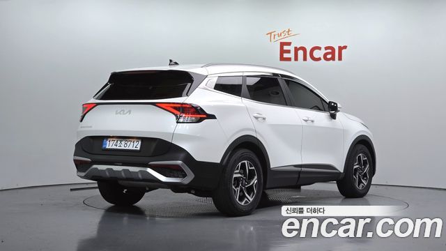 Kia Sportage (V) Gasoline 1.6 Turbo 2WD Prestige 2022 — фото 2