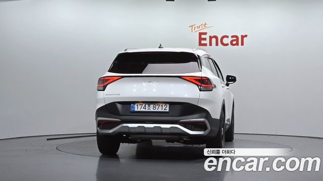 Kia Sportage (V) Gasoline 1.6 Turbo 2WD Prestige 2022 — фото 4