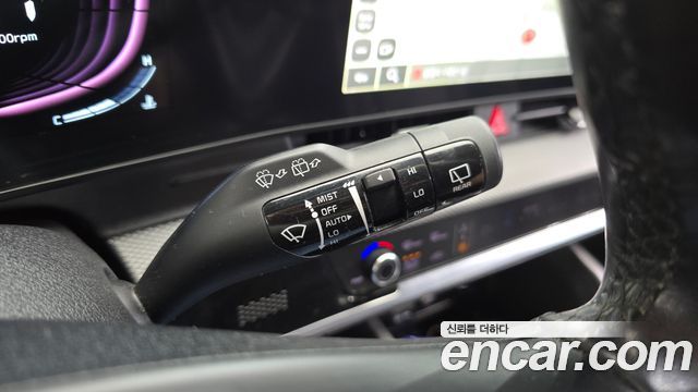 Kia Sportage (V) Gasoline 1.6 Turbo 2WD Prestige 2022 — фото 18