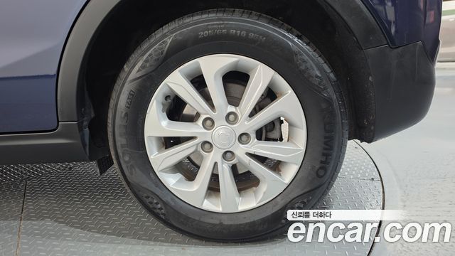 KG Mobility (SsangYong) Very New Tivoli Gasoline 1.5 2WD V3 2021 — фото 21