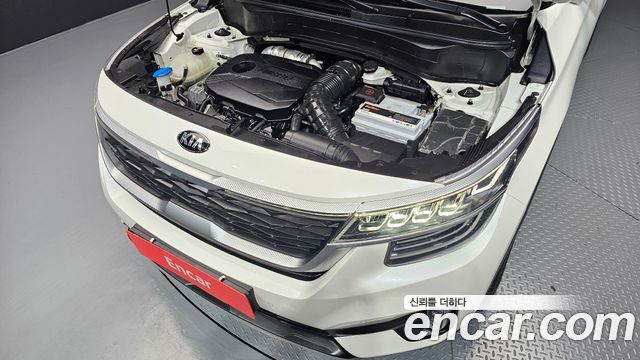 Kia Seltos Gasoline 1.6 Turbo 2WD Noblesse 2020 — фото 6