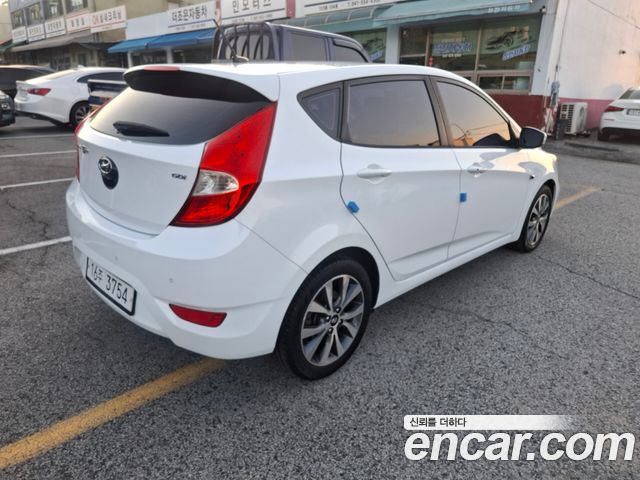 Hyundai Accent (New) WIT 1.6 GDI Premium 2015 — фото 2
