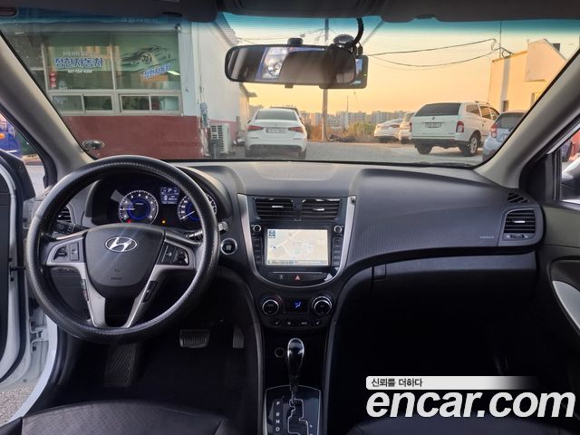 Hyundai Accent (New) WIT 1.6 GDI Premium 2015 — фото 7