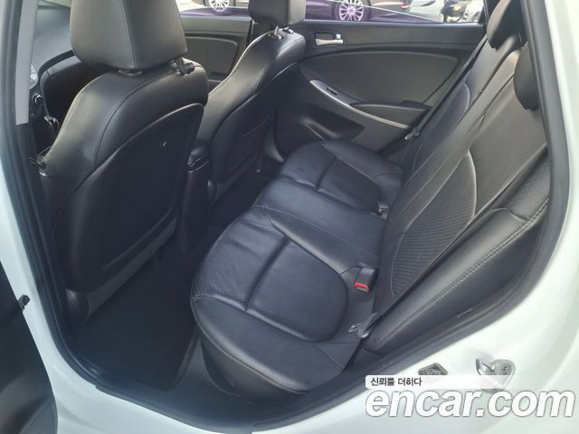 Hyundai Accent (New) WIT 1.6 GDI Premium 2015 — фото 10