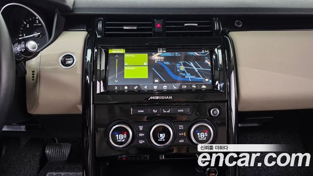 Land Rover Discovery 5 2.0 SD4 SE 2018 — фото 13