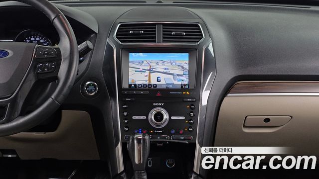 Ford Explorer 3.5 Limited 4WD 5th 2019 — фото 14