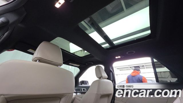 Ford Explorer 3.5 Limited 4WD 5th 2019 — фото 19
