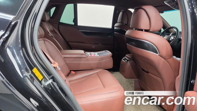 Genesis G90 (RS4) Gasoline 3.5 Turbo AWD 2025 — фото 11