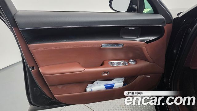 Genesis G90 (RS4) Gasoline 3.5 Turbo AWD 2025 — фото 24