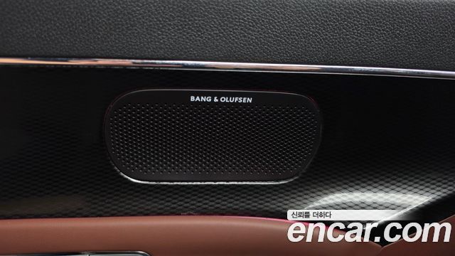 Genesis G90 (RS4) Gasoline 3.5 Turbo AWD 2025 — фото 30