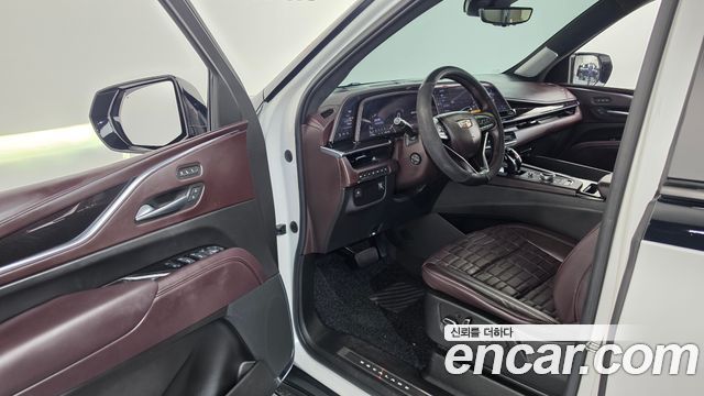 Cadillac Escalade (V) 6.2 ESV ESV Sports Platinum 2022 — фото 10
