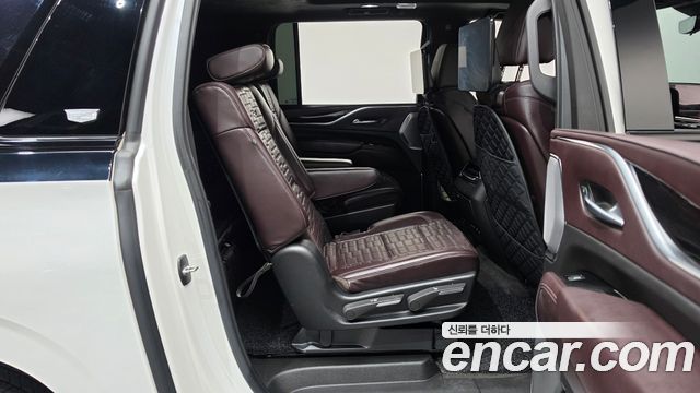 Cadillac Escalade (V) 6.2 ESV ESV Sports Platinum 2022 — фото 11