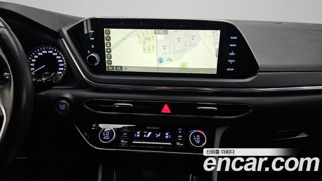 Hyundai Sonata (DN8) 2.0 Premium Plus 2022 — фото 14