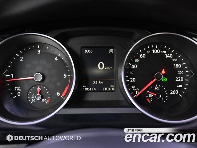 Volkswagen Jetta 2.0 TDI BlueMotion Premium 6th 2015 — фото 8