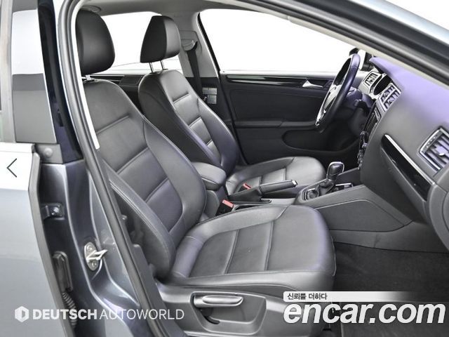 Volkswagen Jetta 2.0 TDI BlueMotion Premium 6th 2015 — фото 10