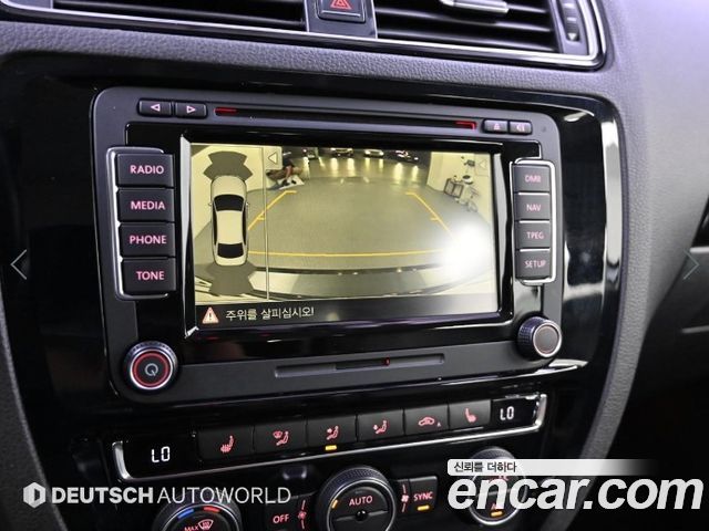 Volkswagen Jetta 2.0 TDI BlueMotion Premium 6th 2015 — фото 19