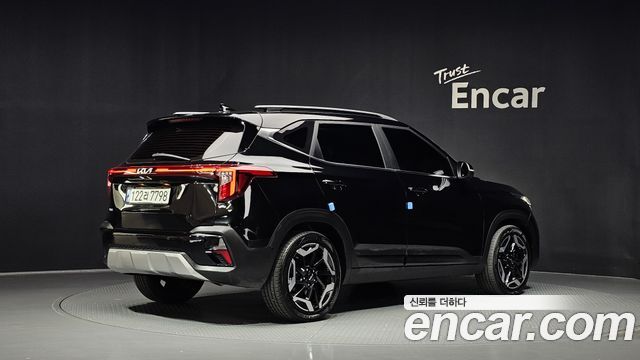Kia Seltos Gasoline 1.6 Turbo 2WD Signature 2023 — фото 2