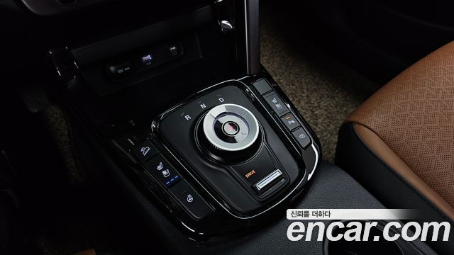 Kia Seltos Gasoline 1.6 Turbo 2WD Signature 2023 — фото 9