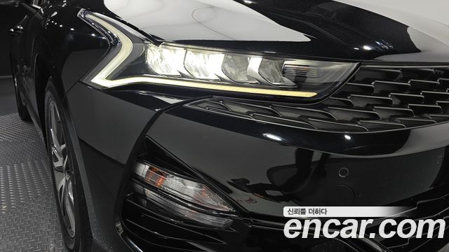 Kia K5 (III) 2.0 Prestige 2023 — фото 22
