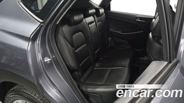 Hyundai Tucson Diesel 2.0 2WD Modern 2020 — фото 12