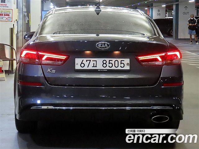 Kia K5 (II) 2.0 Prestige 2019 — фото 5