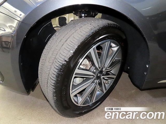 Kia K5 (II) 2.0 Prestige 2019 — фото 22