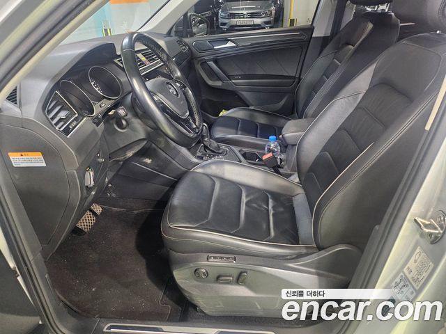 Volkswagen Tiguan (II) 2.0 TDI Prestige 2018 — фото 10