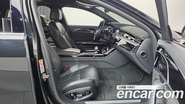 Audi A8 (D5) 55 TFSI Quattro LWB 2020 — фото 15