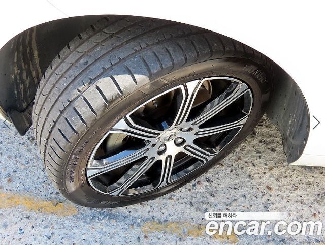 Volvo XC60 (II) D5 Inscription 2019 — фото 24
