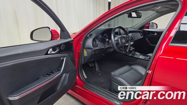 Kia Stinger 2.0 Turbo 2WD Prime 2018 — фото 10