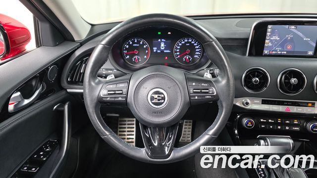 Kia Stinger 2.0 Turbo 2WD Prime 2018 — фото 14