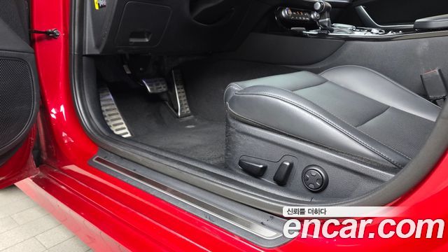 Kia Stinger 2.0 Turbo 2WD Prime 2018 — фото 29