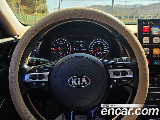 Kia K7 3.0 LPI Luxury (Rental Car) 2018 — фото 20