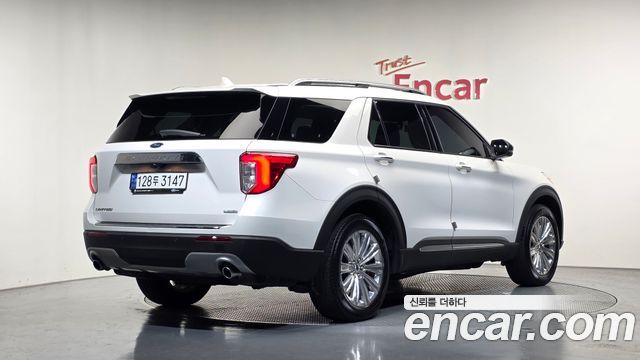 Ford Explorer (VI) 2.3 LimIted 4WD 2020 — фото 2
