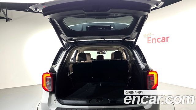 Ford Explorer (VI) 2.3 LimIted 4WD 2020 — фото 18
