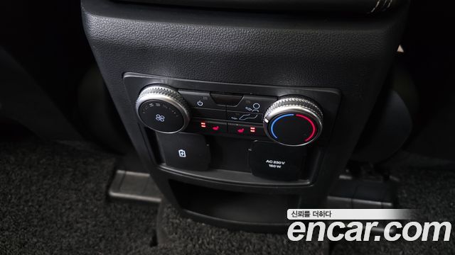 Ford Explorer (VI) 2.3 LimIted 4WD 2020 — фото 31