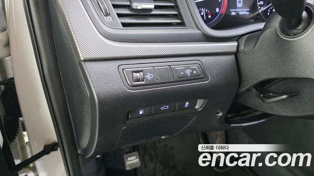 Hyundai Sonata New Rise LPI Taxi Style 2018 — фото 16