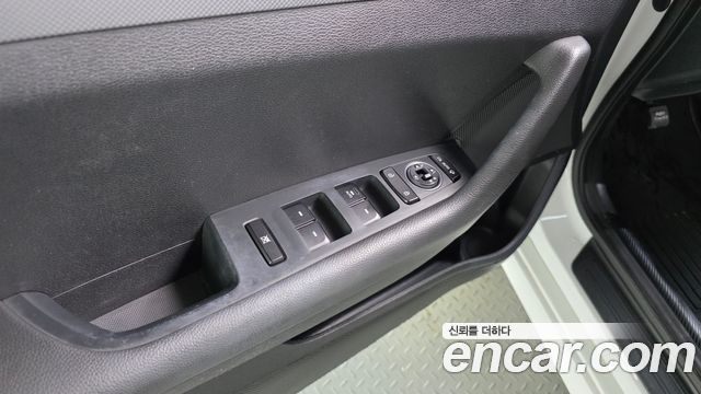 Hyundai Sonata New Rise LPI Taxi Style 2018 — фото 17