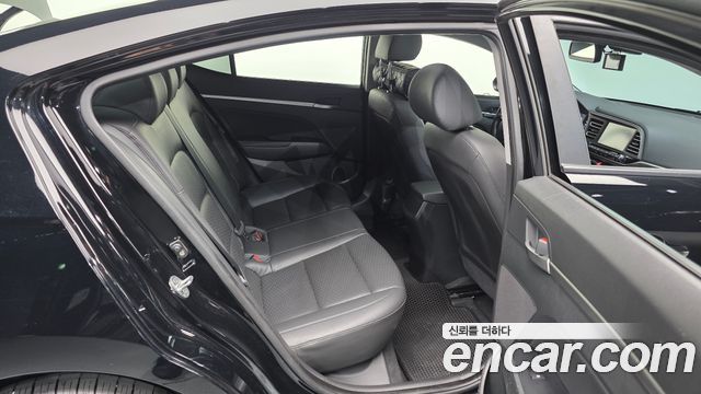 Hyundai Avante (AD) 1.6 Smart 2019 — фото 12