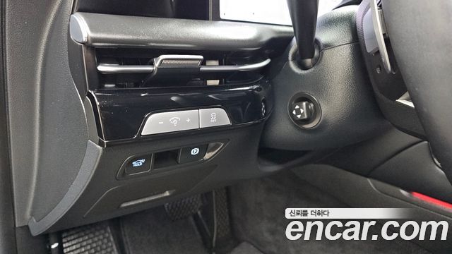 Genesis G80 (RG3) Gasoline 2.5 Turbo AWD 2025 — фото 19