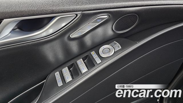 Genesis G80 (RG3) Gasoline 2.5 Turbo AWD 2025 — фото 27
